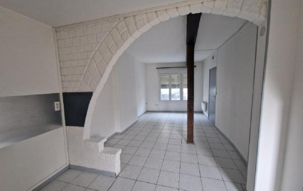 Vente Immeuble La loupe   