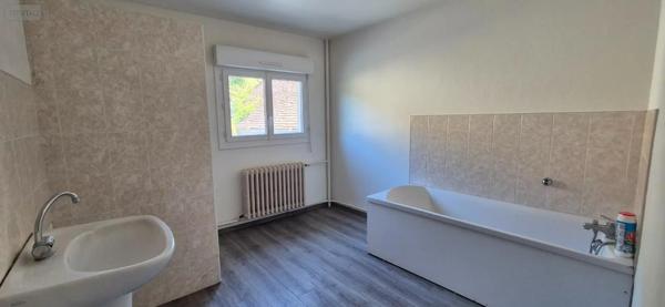 Achat - Immeuble Boëssé-le-Sec 72400 8 pièces 148 m 2 736 m 2