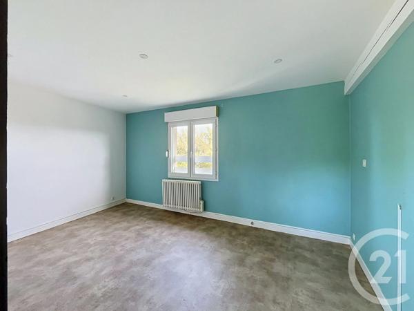 Maison à vendre  6 pièces - 142,61 m 2   BAS EN BASSET  - 43