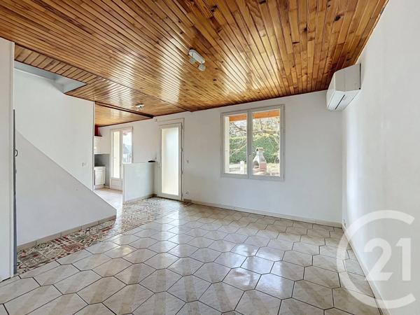 Maison à vendre  6 pièces - 142,61 m 2   BAS EN BASSET  - 43