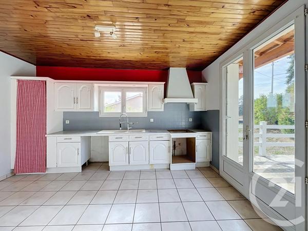 Maison à vendre  6 pièces - 142,61 m 2   BAS EN BASSET  - 43