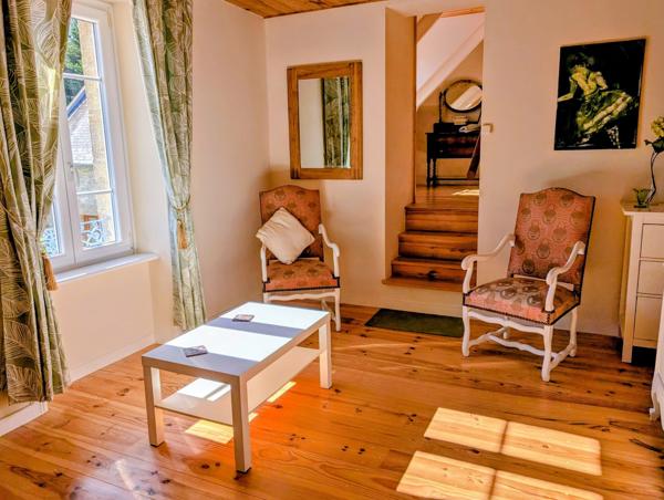 Ancien Corps de ferme avec vue sur Les Monts d'Arrée et la mer