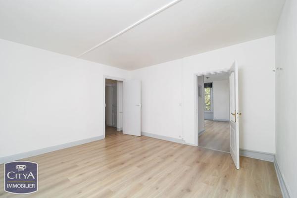 Appartement à vendre 2 pièces 73.21m² Vichy (03200)