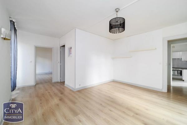 Appartement à vendre 2 pièces 73.21m² Vichy (03200)