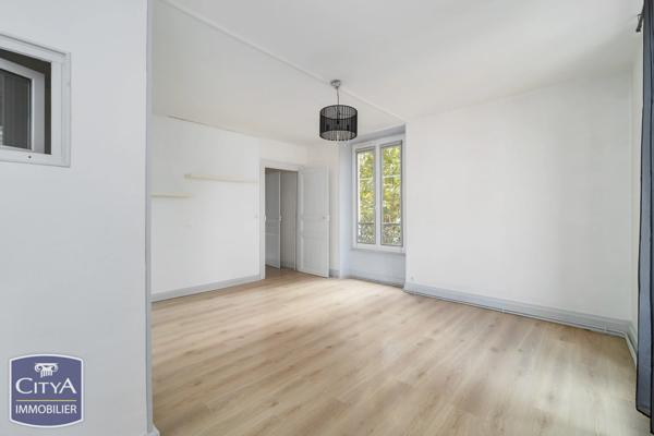 Appartement à vendre 2 pièces 73.21m² Vichy (03200)