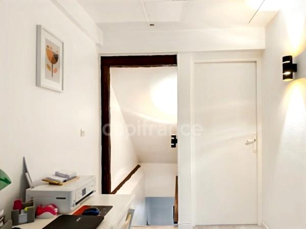 VALENCIENNES (59) -maison de ville mitoyenne de 92M² ETAT IMPECCABLE avec jardin