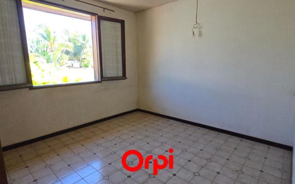 Maison à vendre    4 pièces •  Saint-Paul