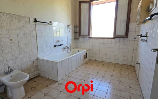 Maison à vendre    4 pièces •  Saint-Paul