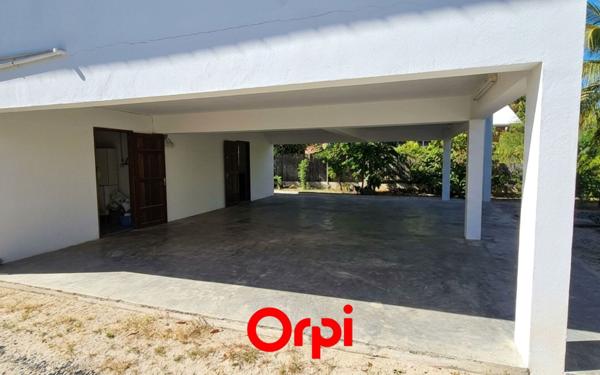 Maison à vendre    4 pièces •  Saint-Paul