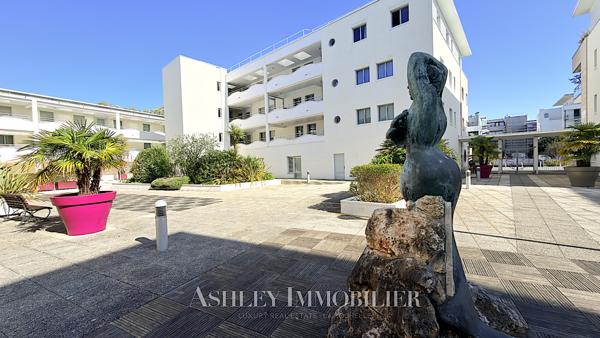 A VENDRE APPARTEMENT QUARTIER MEDIATHEQUE LA ROCHELLE