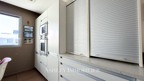 A VENDRE APPARTEMENT QUARTIER MEDIATHEQUE LA ROCHELLE