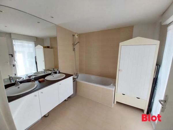 Appartement 5 pièce(s)