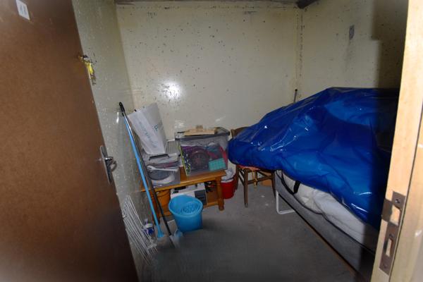 Studio 17m² meublé vue montagnes, avec balcon et cave, idéal investissement,stationnement, proche centre ville