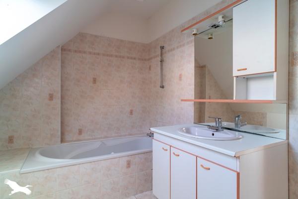 Maison à vendre 267 624 € Quimper 5 p 100 m² DPE D