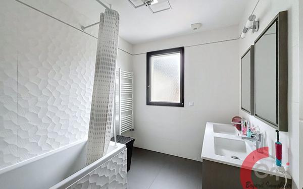 Maison à vendre    5 pièces •  Bry-sur-Marne