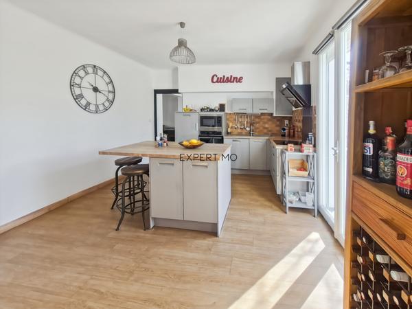 Narbonne (11100) MAISON AVEC PISCINE