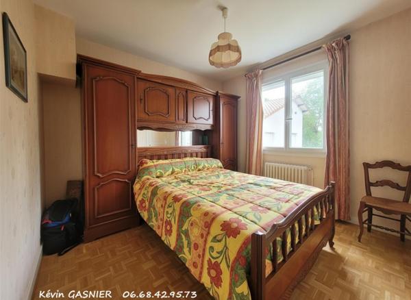 LINARS (16730) : Maison de 136m2 + 2 garages