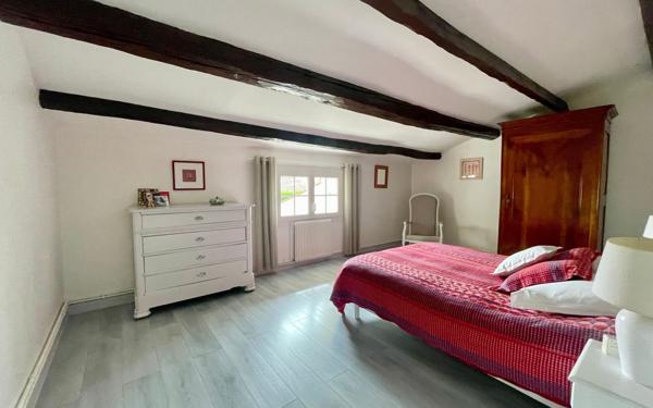 Maison à vendre    6 pièces •  Thairé