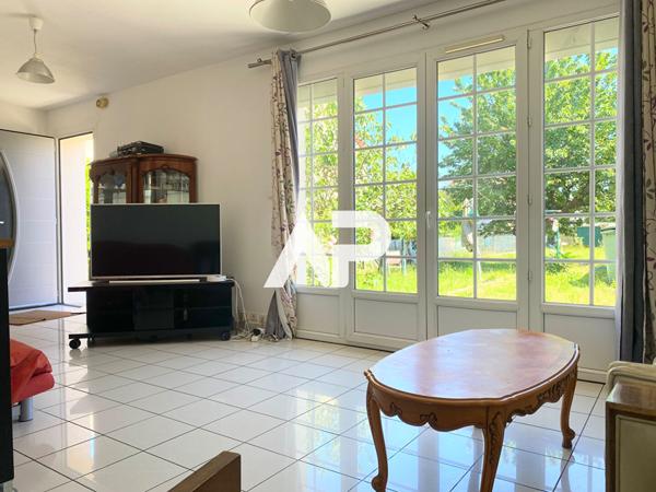 Maison 7 pièce(s) 100 m2 €380 000 ** - Référence 1258