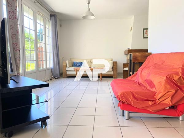 Maison 7 pièce(s) 100 m2 €380 000 ** - Référence 1258