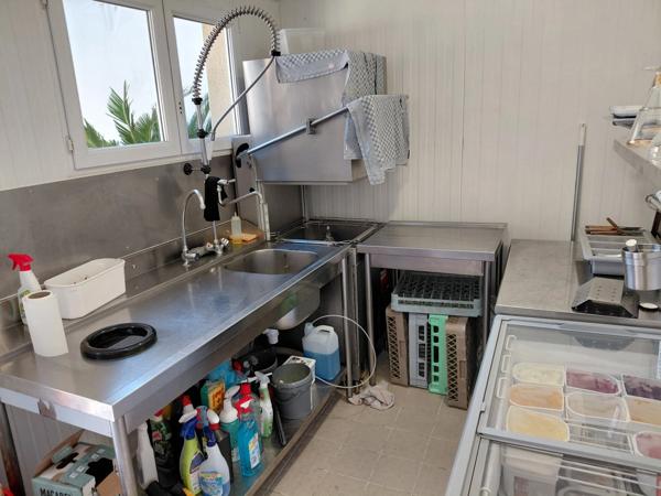 Fonds de commerce et murs à vendre MIRANDE (32) - Hôtel-Restaurant avec parking et logement de fonction