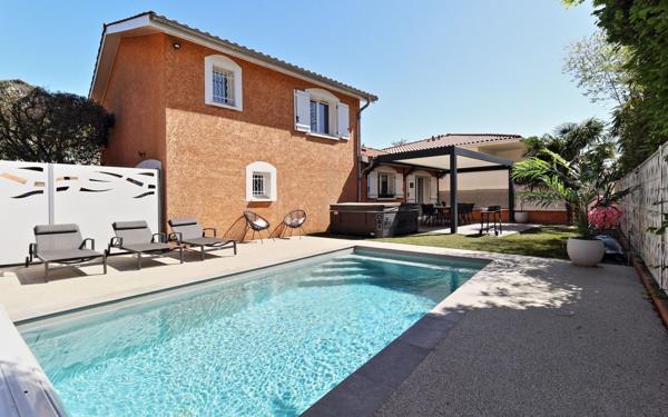 Maison à vendre    5 pièces •  Feyzin