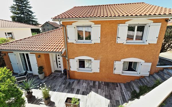 Maison à vendre    5 pièces •  Feyzin