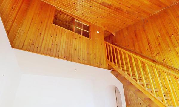 CENTRE VILLE DE JONZAC : Immeuble 145 m² à fort potentiel – À Rénover