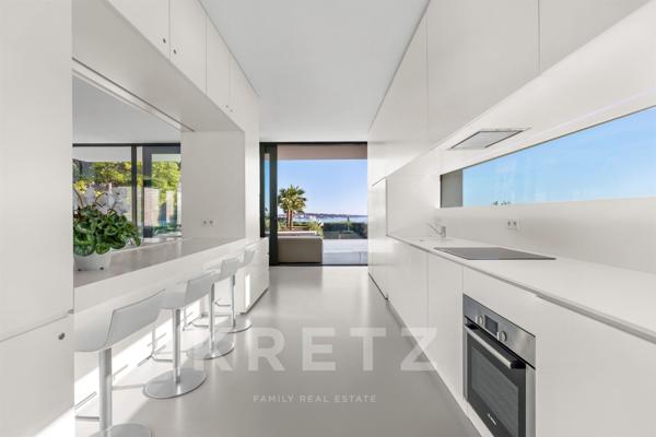 VILLA CONTEMPORAINE  - Quartier La Mer-Le Puadon-Cannes Eden - GOLFE JUAN