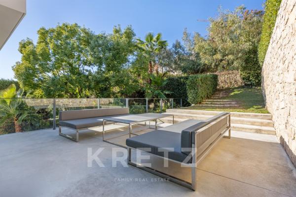 VILLA CONTEMPORAINE  - Quartier La Mer-Le Puadon-Cannes Eden - GOLFE JUAN