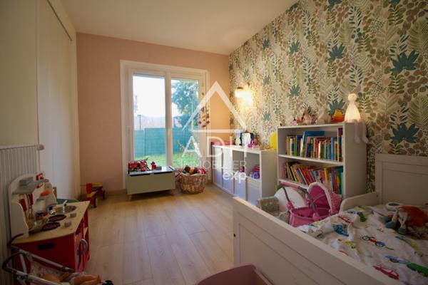 EXCLUSIVITE A VENDRE Maison à JOUARS PONTCHARTRAIN 6 pièces / 4 chambres 125m2