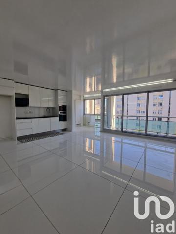 Location appartement 3 pièces 95 m² Clichy