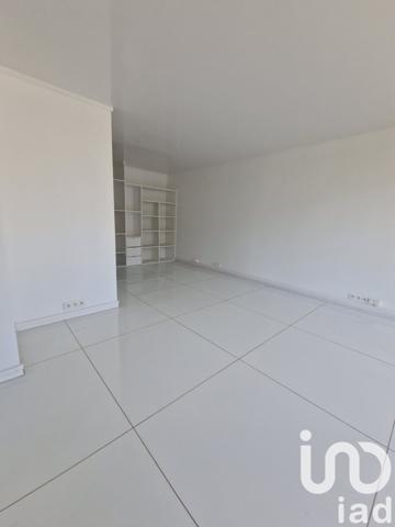 Location appartement 3 pièces 95 m² Clichy