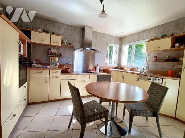 SEULEMENT CHEZ TRENTE CINQ NOTAIRES - dans un secteur calme et très recherché à 10 mn à pied du...