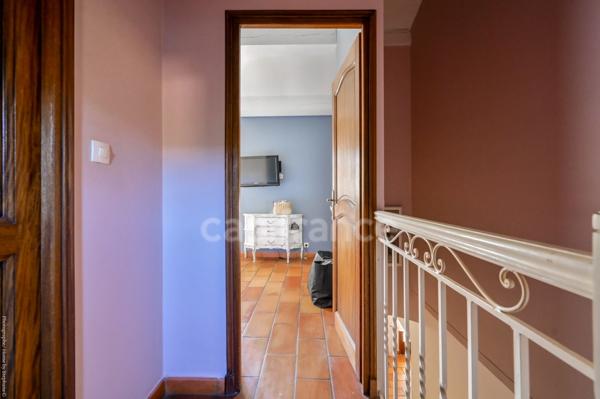 Maison à vendre 7 pièces CEYRESTE (13)