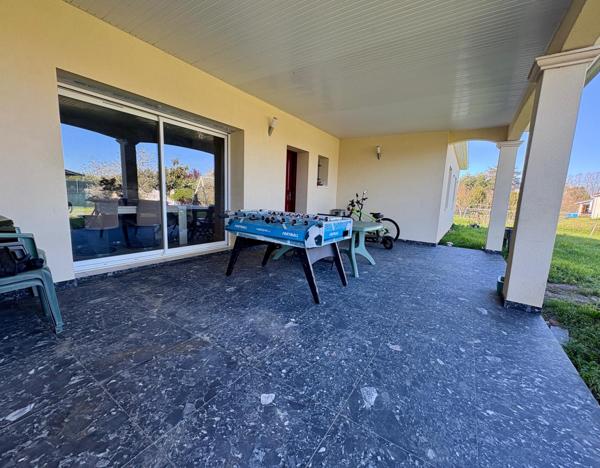 Maison plain pied - 5 pièces - 143m2