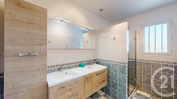 Maison à vendre  5 pièces - 117,79 m2 ST VINCENT SUR JARD - 85