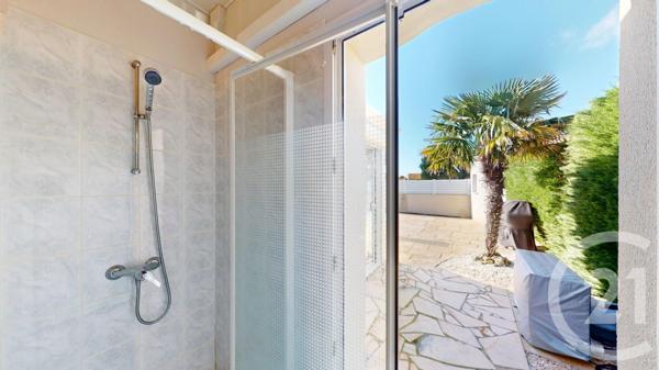 Maison à vendre  5 pièces - 117,79 m2 ST VINCENT SUR JARD - 85