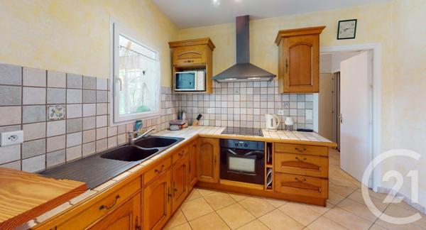 Maison à vendre  5 pièces - 117,79 m2 ST VINCENT SUR JARD - 85