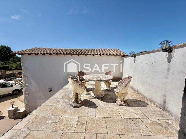 PAVILLON 4 CHAMBRES + BUREAU AVEC JARDIN, DOUBLE GARAGE ET PISCINE A LA CRECHE !