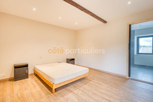 Vente Maison275 m² - 9 Pièces - LA ROCHE SUR YON (85000)