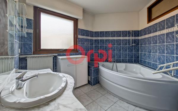 Appartement à vendre    4 pièces • 115 m2 La Valette-du-Var