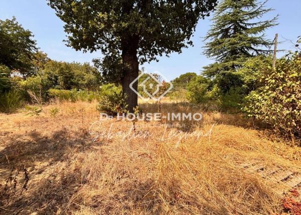 Terrain à vendre de 1 085 m²