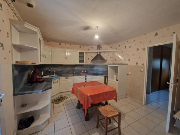 Très belle maison T5 de plain-pied avec garages