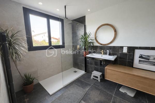 Maison de 220 m²