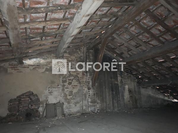 Achat maison Louhans - 7 pièce(s) - 210 m² - 99 000 €