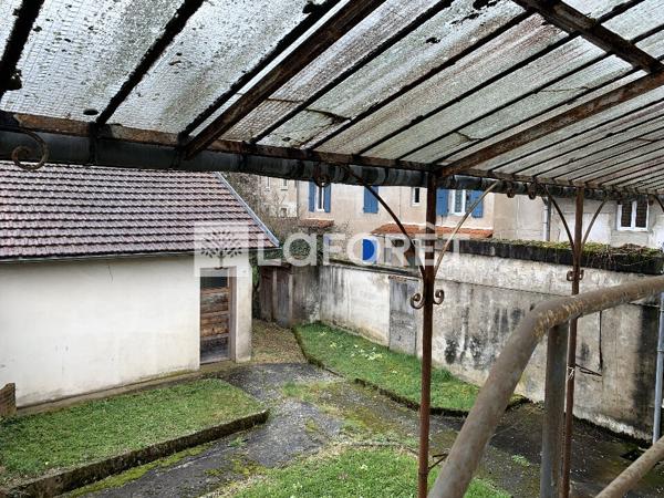 Achat maison Louhans - 7 pièce(s) - 210 m² - 99 000 €
