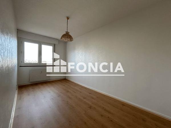 Location Appartement 3 pièces 84 m² - 6 RUE DU LICHTENBERG Hoenheim 67800