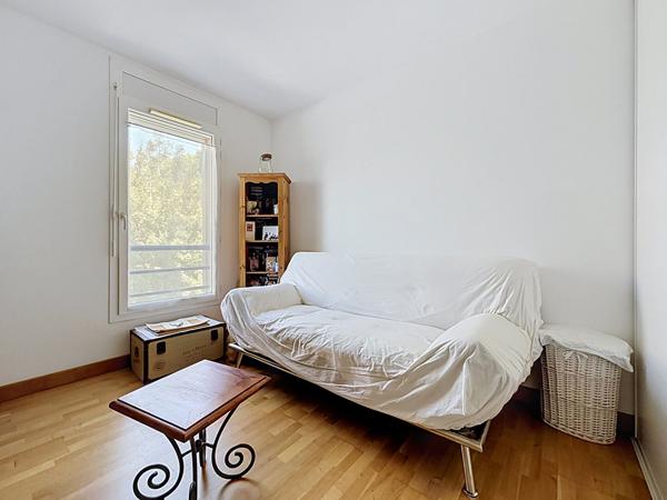 Charmant appartement 3 pièces à vendre à Marseille Saint-Tronc - Lumineux et bien équipé
