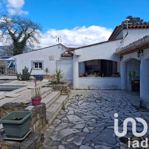 Maison 5 pièces de 160 m² à Tourrettes (83440)